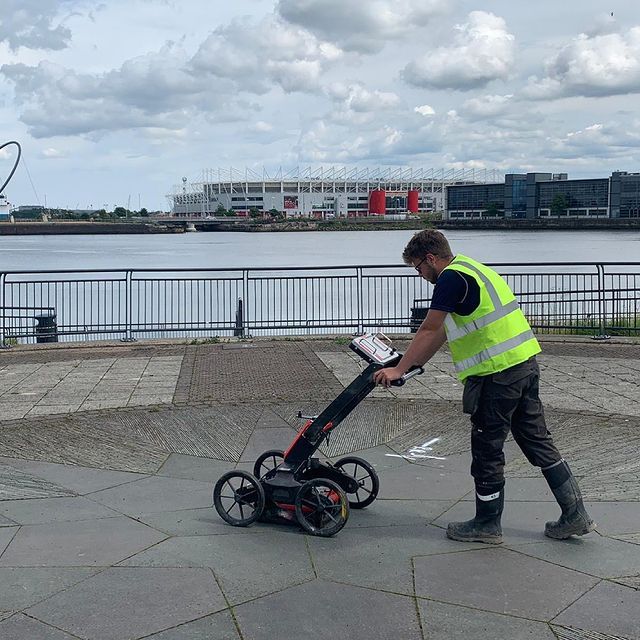 One of our trainees getting some hours in on the GPR Looking for buried sea walls in Boro